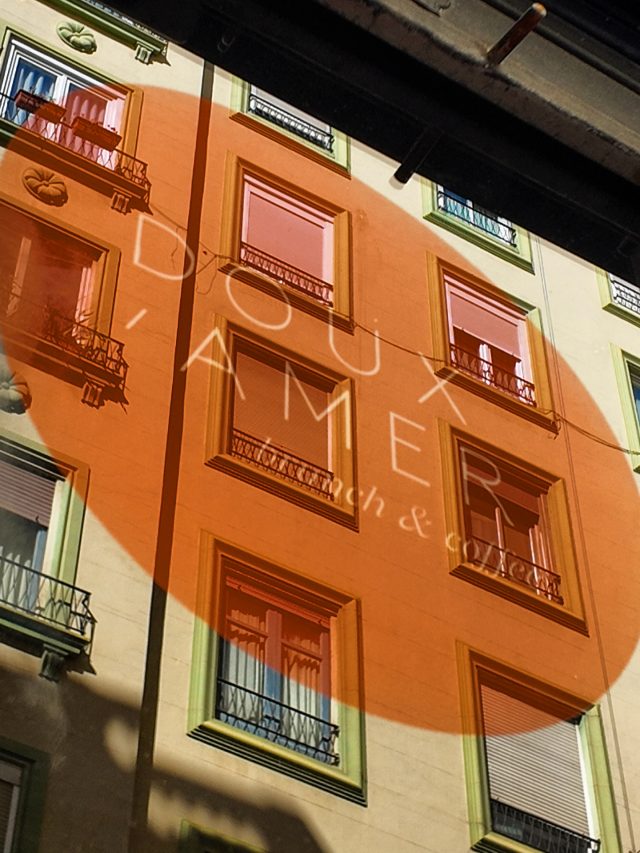 English version ⬇️ 
Un nuevo capítulo de Doux-Amer

🇪🇸 Español

💛 En Doux-Amer queremos más que un café: queremos una comunidad.
Y se viene algo muy bonito… ✨

Estamos preparando un nuevo evento y queremos saber:
¿Qué tipo de plan te gustaría vivir aquí?

• 🧠 Quiz divertido con amigos
• 🍽️ Supper Club
• 📸 Taller creativo

Cuéntanos en los comentarios cuál te gustaría más ¡Lo hacemos realidad juntos! 🌿

⸻

🇬🇧 English

💛 At Doux-Amer, we’re all about more than coffee — we’re about community.
Something special is coming soon… ✨

We’re planning a new event and we want to know:
What kind of vibe would you love to experience here?

• 🧠 Fun quiz night with friends
• 🍽️ Supper Club
• 📸 Creative workshop

Tell us in the comments which one you’d love Let’s make it happen together! 🌿