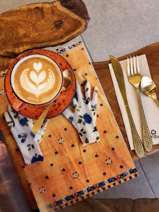 nothing beats coffee and patterns 🤤♥️