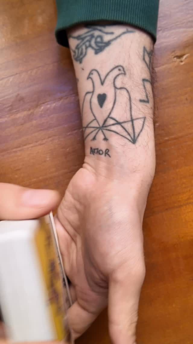 🧡 El amor es un juego, a veces ganas, a veces pierdes 🎲💘
De cualquier manera, ¡vale la pena celebrarlo! ✨💌
Ven a probar nuestra Edición Especial Brunch de San Valentín 🥐🍓.
A partir del sábado 14 de febrero