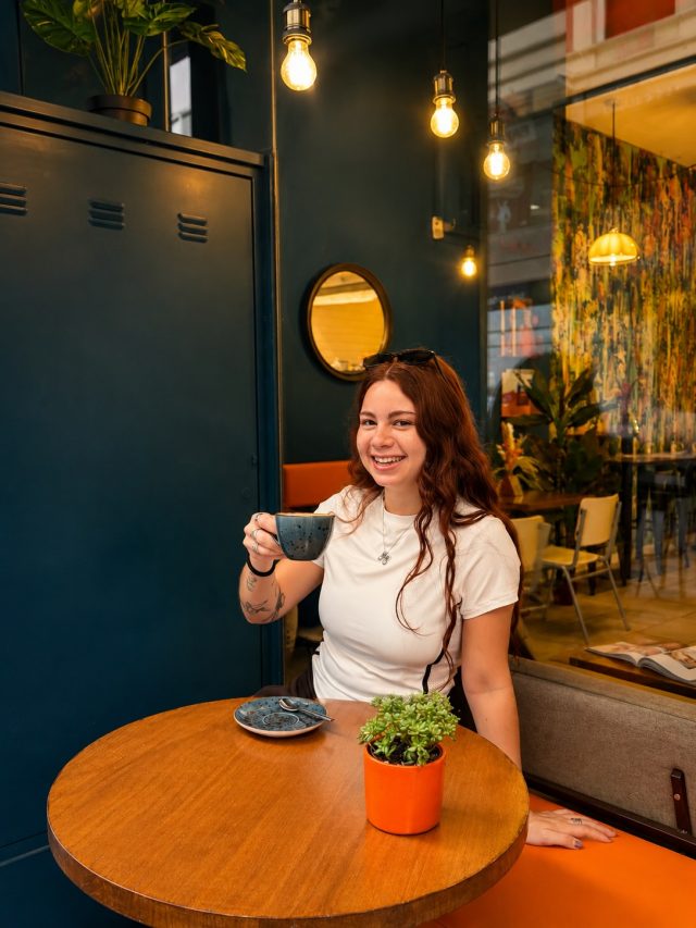 🇪🇸
Buen café, buena energía y gente increíble.
Momentos simples que terminan siendo los más especiales.
Doux-Amer siempre se siente como casa.

🇬🇧
Good coffee, good vibes, and amazing people.
The simplest moments always become the most memorable ones.
Doux-Amer feels like home every single time.

#Valencia #VisitValencia #ValenciaCity #ValenciaSpain #lovevalencia