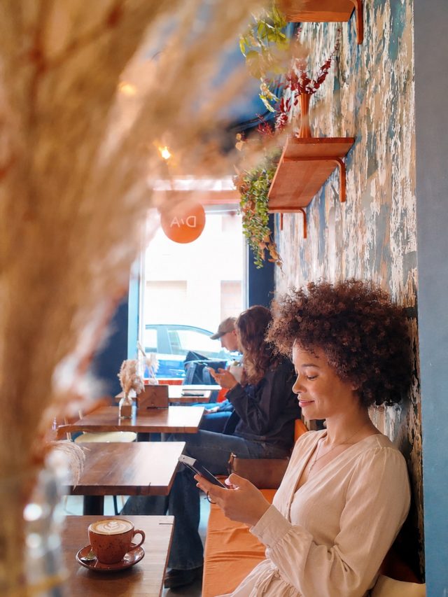 🇪🇸
Buen café, buena energía y gente increíble.
Momentos simples que terminan siendo los más especiales.
Doux-Amer siempre se siente como casa.

🇬🇧
Good coffee, good vibes, and amazing people.
The simplest moments always become the most memorable ones.
Doux-Amer feels like home every single time.

#Valencia #VisitValencia #ValenciaCity #ValenciaSpain #lovevalencia