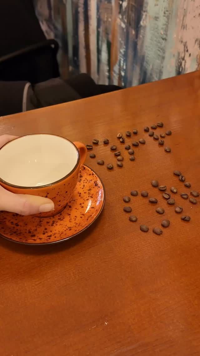 🇪🇸

Algunas mañanas simplemente necesitan un buen café. ☕✨ Nuestro café de especialidad recién preparado te espera para empezar el día de la mejor manera. 🤍

🇬🇧

Some mornings simply need great coffee. ☕✨ Our freshly brewed specialty coffee is waiting for you to start your day right. 🤍

#SpecialtyCoffee #CoffeeLovers #BrunchValencia #DouxAmerCafe #CafeCulture